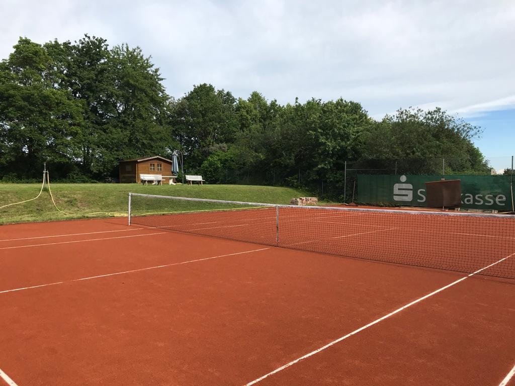 Tennisplätze wieder geöffnet